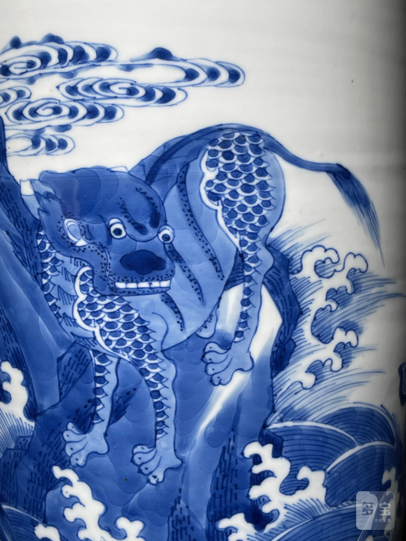 清康熙 青花海水瑞兽纹棒槌瓶 - 图7